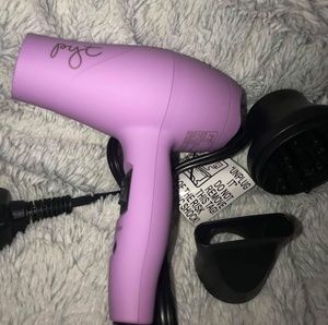 Mini turbo on-the-go dryer